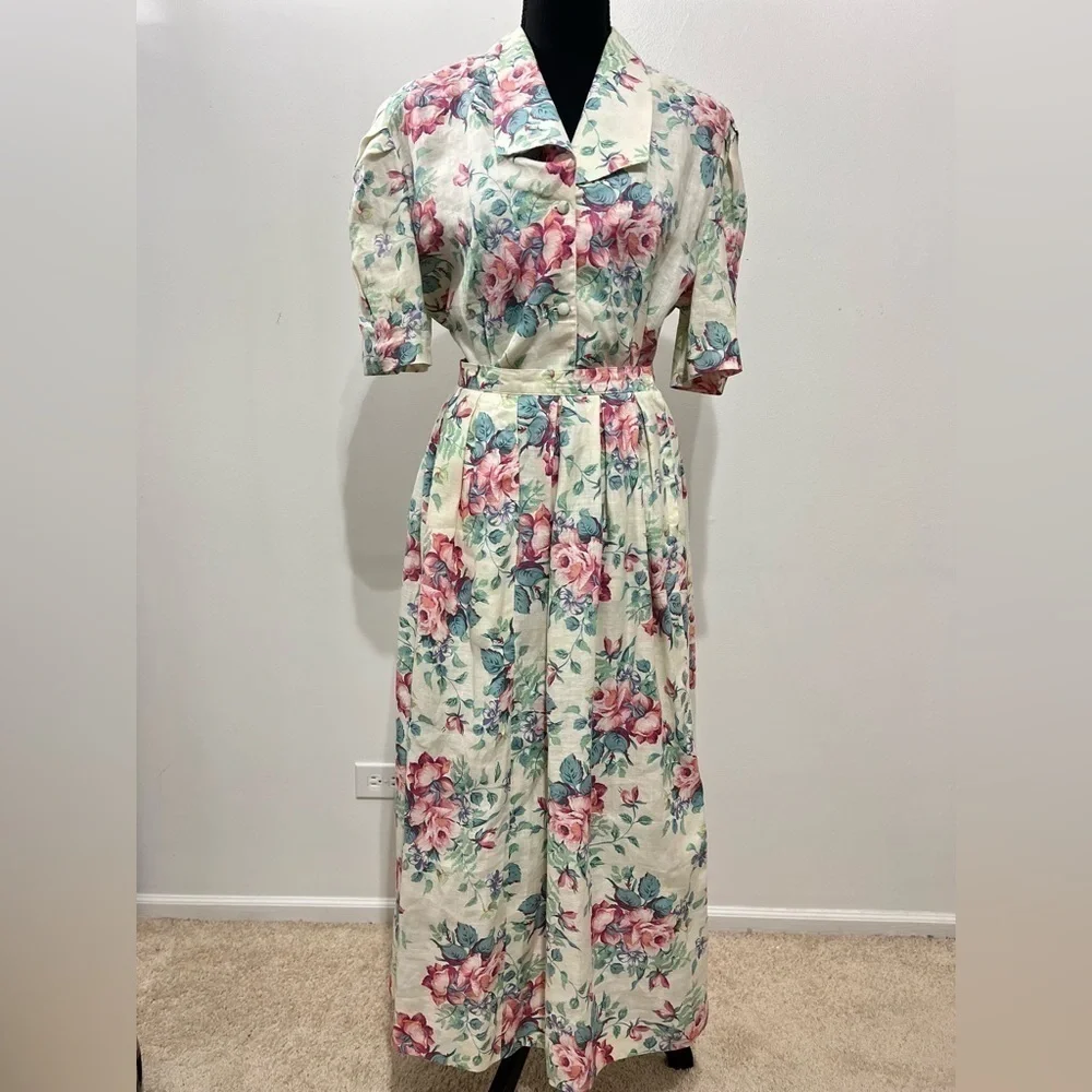 Components Susan Bristol vintage cottagecore prairie floral print linen 2-piece.